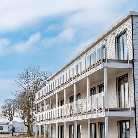 Hotel Marina Martinshafen - Lotsenhaus Neuhof  Esterno foto