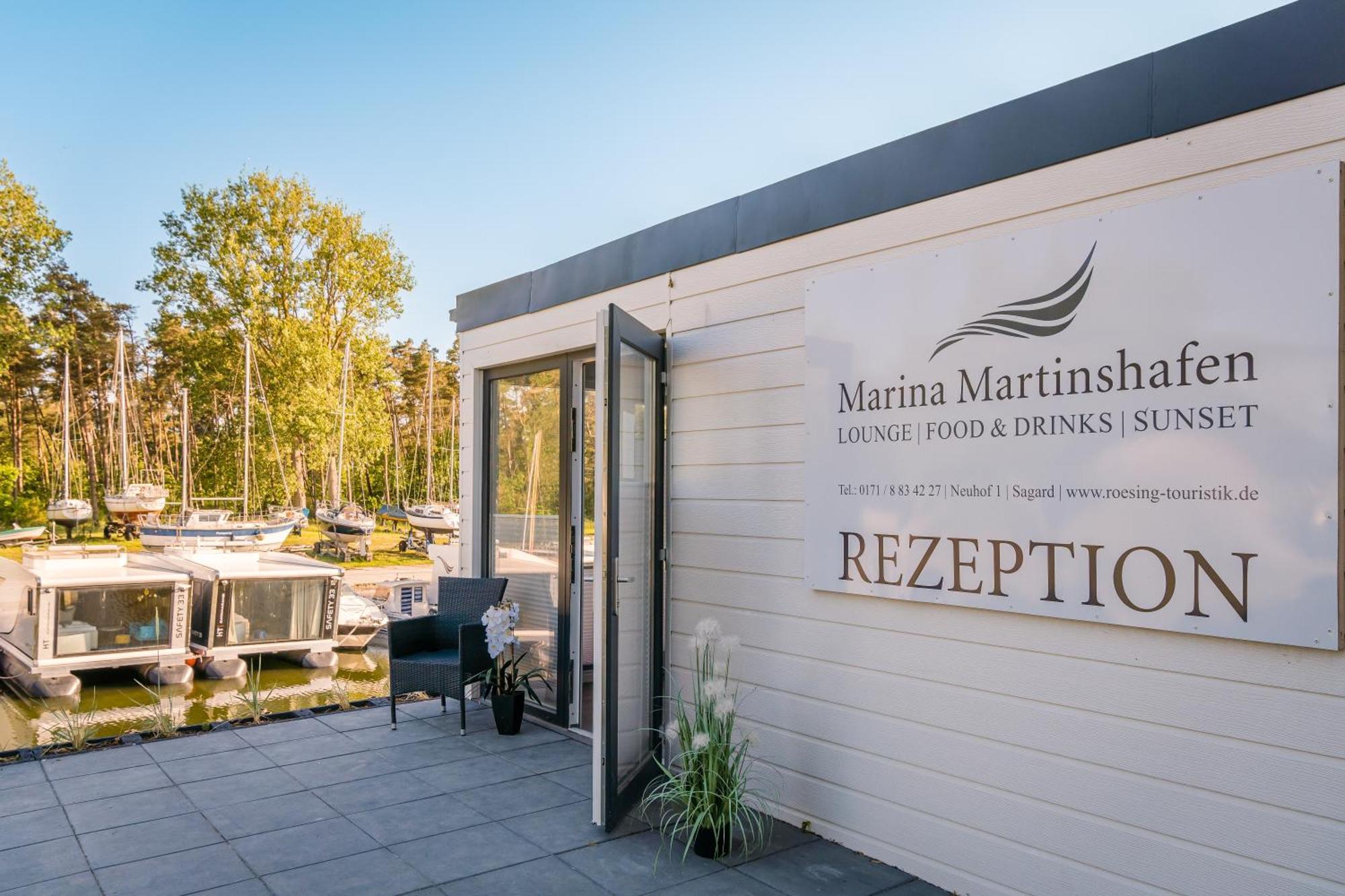 Hotel Marina Martinshafen - Lotsenhaus Neuhof  Esterno foto